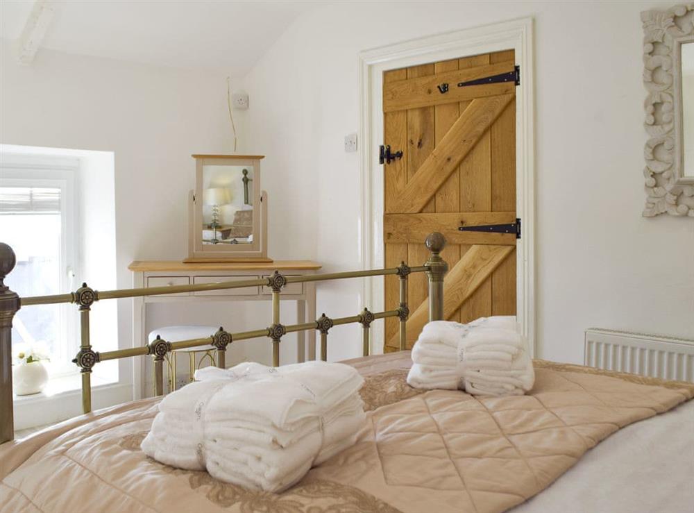 Spacious double bedroom at Sweet Pea Cottage in Pwll, near Llanelli, Dyfed