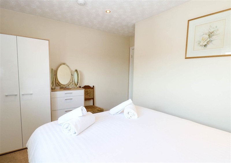 A bedroom in Sweetacres (photo 2) at Sweetacres, Hemsby