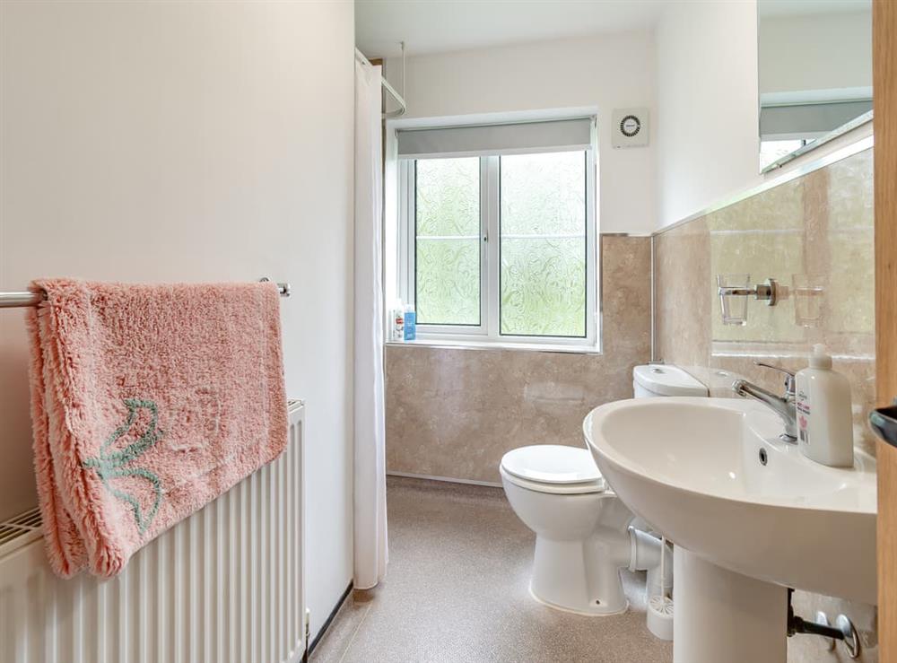 Bathroom at Swingletree in Sewerby, near Bridlington, North Humberside