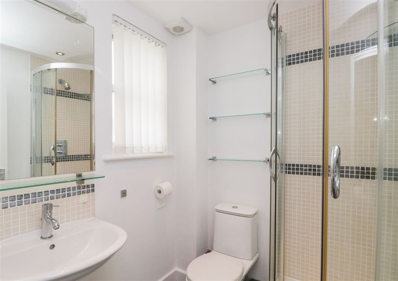 This is the bathroom at Swirl Howe, Keswick