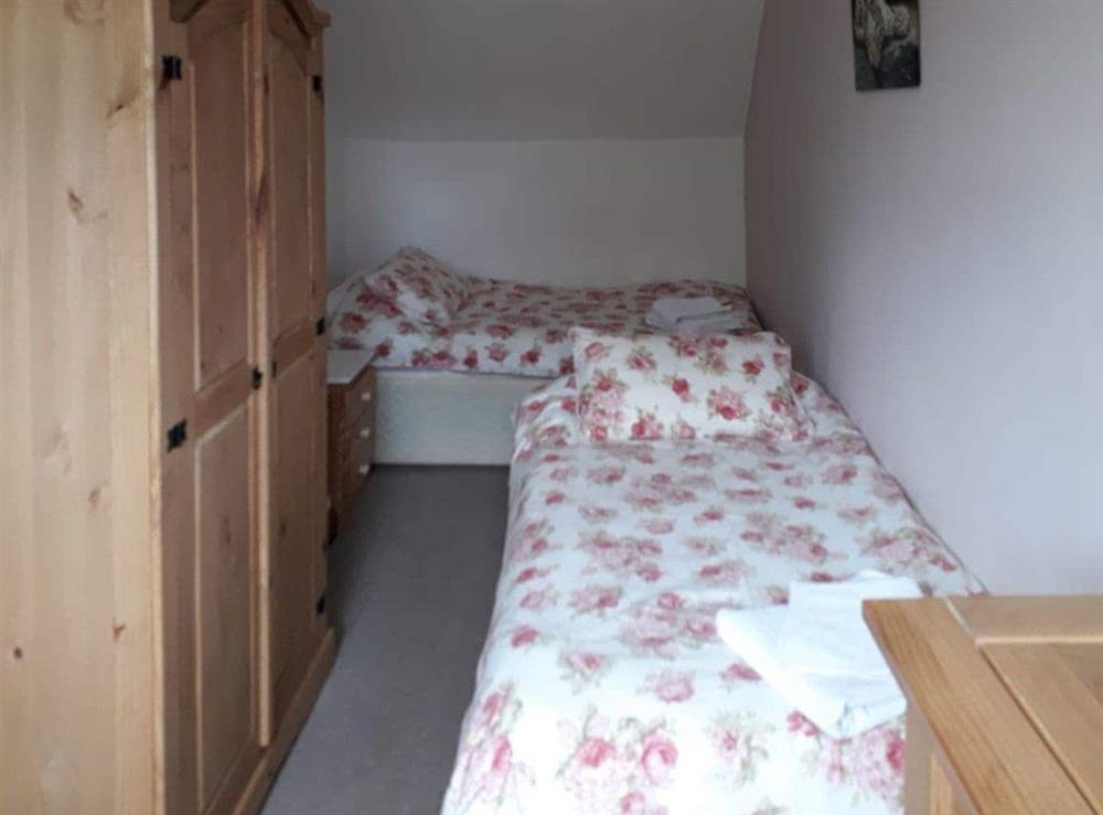 Twin bedroom at Swiss Cottage in Burton-On-Trent, Staffordshire
