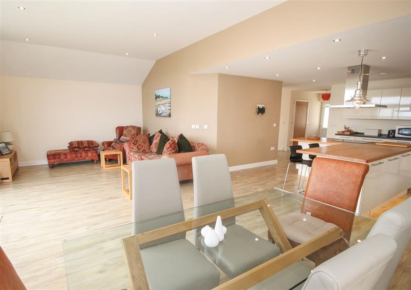 The living area at Swn-y-Mor, Benllech