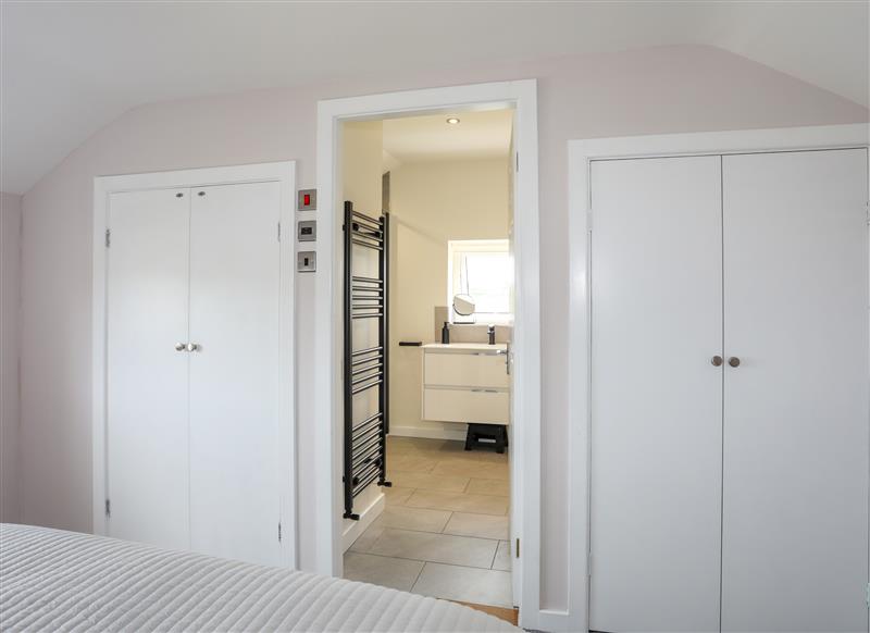 This is a bedroom (photo 2) at Swn Y Mor, Benllech