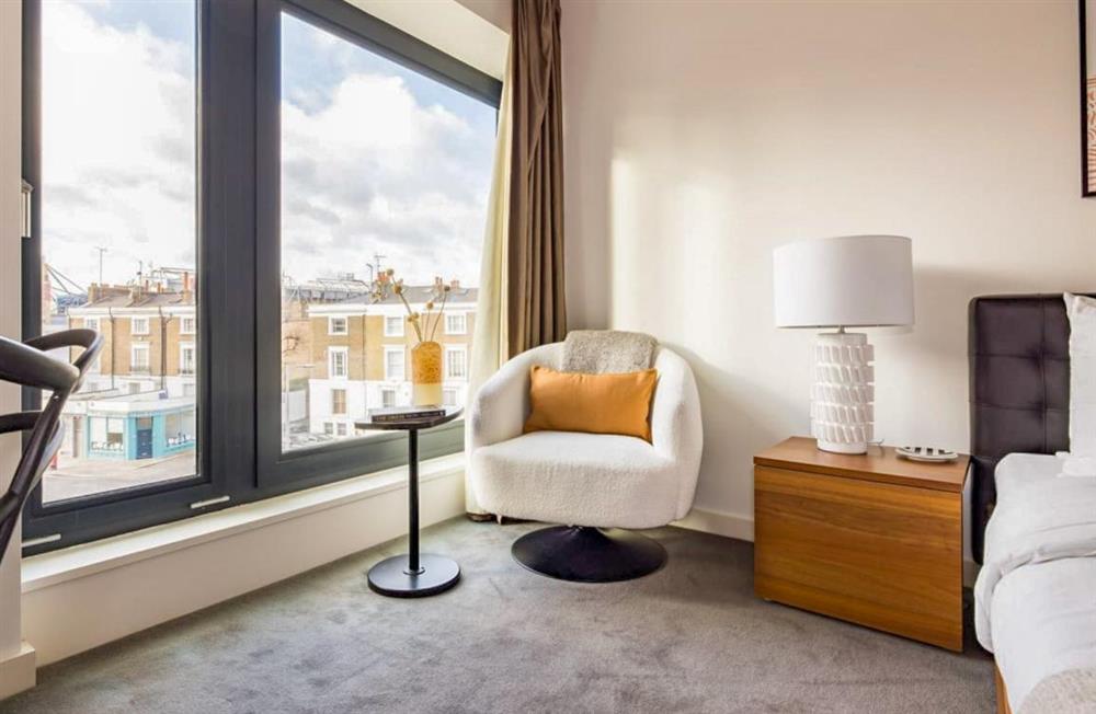 Sycamore Apartment (photo 8) at Sycamore Apartment in London, London
