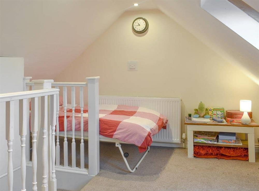 Twin bedroom at Sycamore Cottage in Consett, Durham