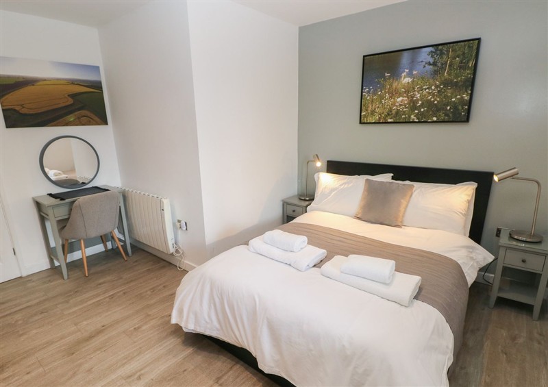 A bedroom in Sycamore (photo 2) at Sycamore, Cowbridge