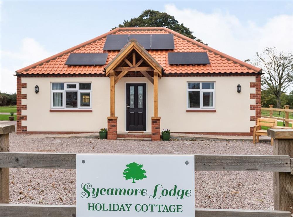 Exterior at Sycamore Lodge in Hogsthorpe, Lincolnshire