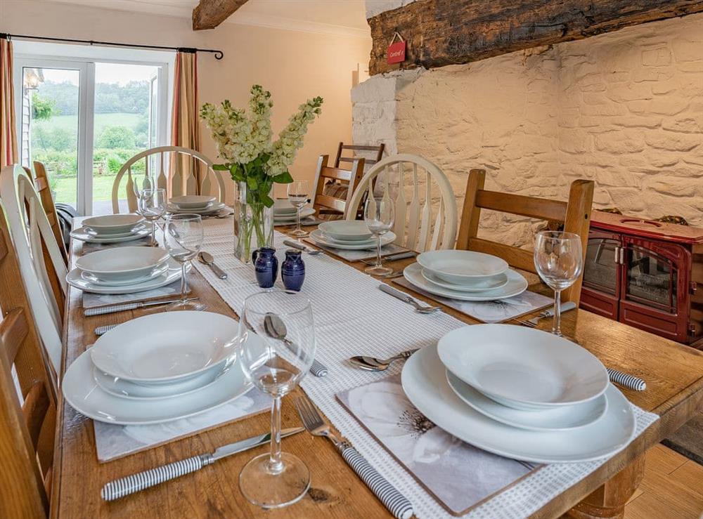 Dining room (photo 3) at Taliaris Isaf in Llandeilo, Dyfed