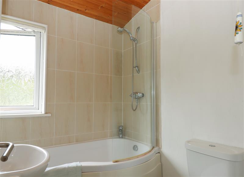 This is the bathroom at Tamar View Lodge, Millbrook