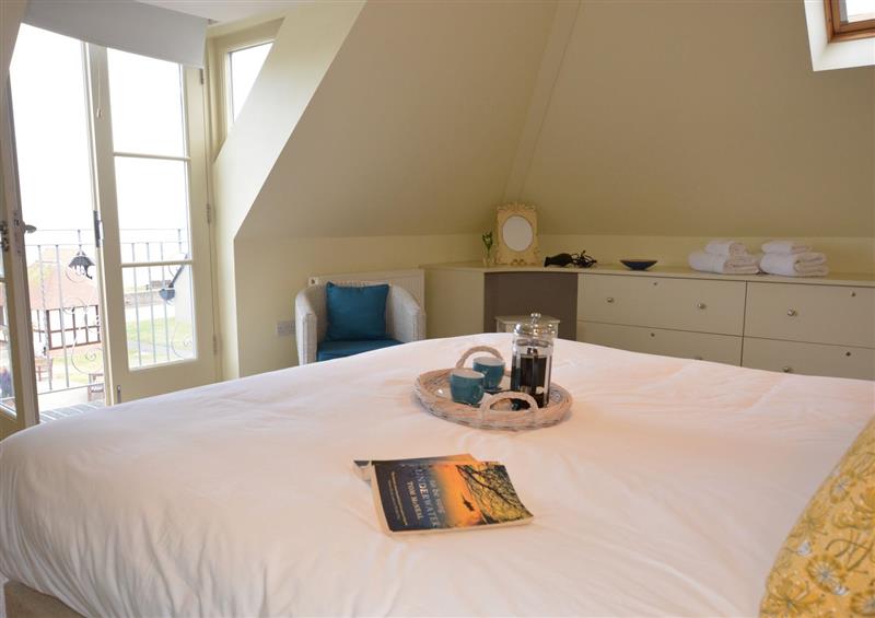 A bedroom in Tamarisk, Aldeburgh (photo 2) at Tamarisk, Aldeburgh, Aldeburgh