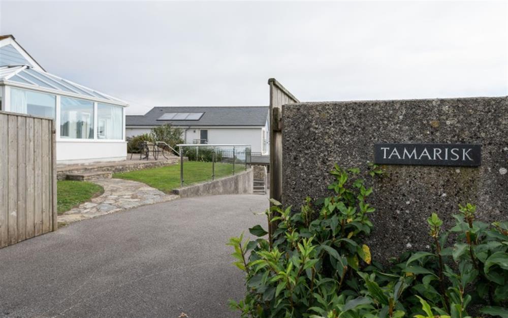 Tamarisk driveway at Tamarisk in Bigbury-On-Sea