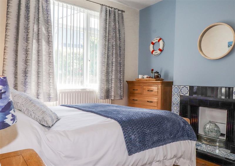 One of the 4 bedrooms (photo 3) at Tan Parc, Morfa Nefyn
