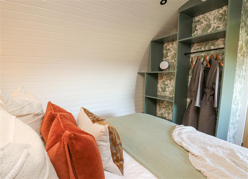 A bedroom in Tan y Wawr- Onnen at Tan y Wawr- Onnen, Llanfair Caereinion
