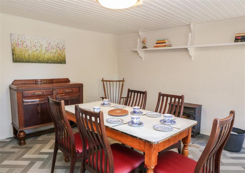 Dining room at Tanahill Farmhouse, Rosscarbery