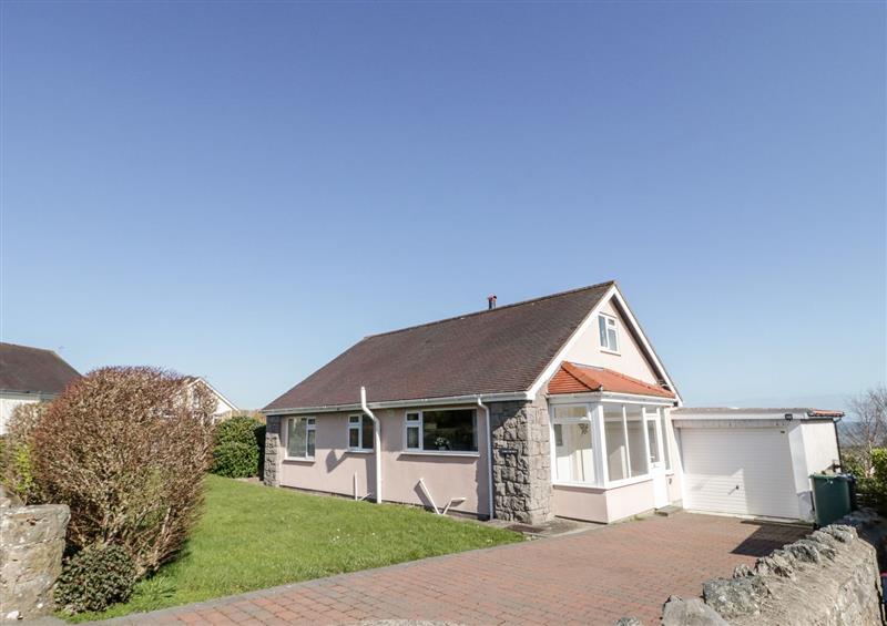 This is the setting of Tanglewinds at Tanglewinds, Benllech