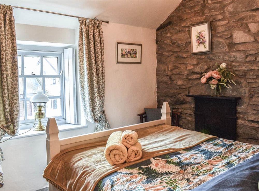 Double bedroom (photo 3) at Tanyrhos in Blaenau Ffestiniog, Gwynedd
