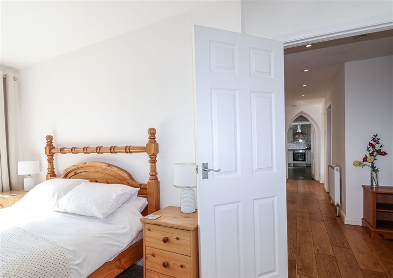 One of the bedrooms (photo 2) at Tapps Lodge, Brixton near Yealmpton