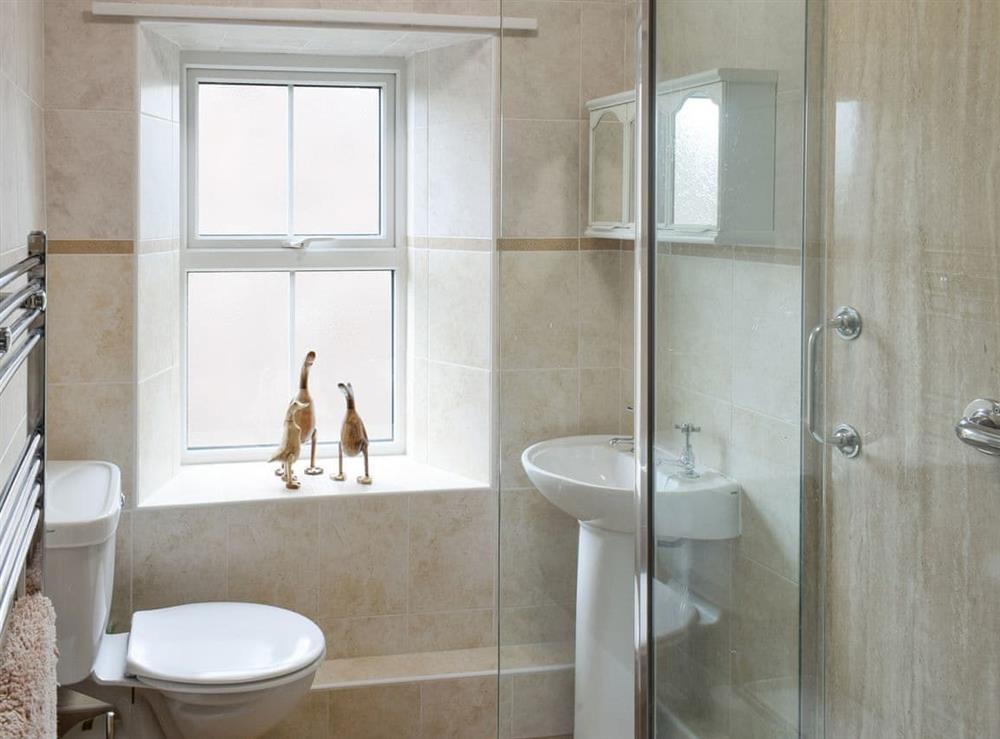 Shower room at Tarn House in Wooler, Northumberland