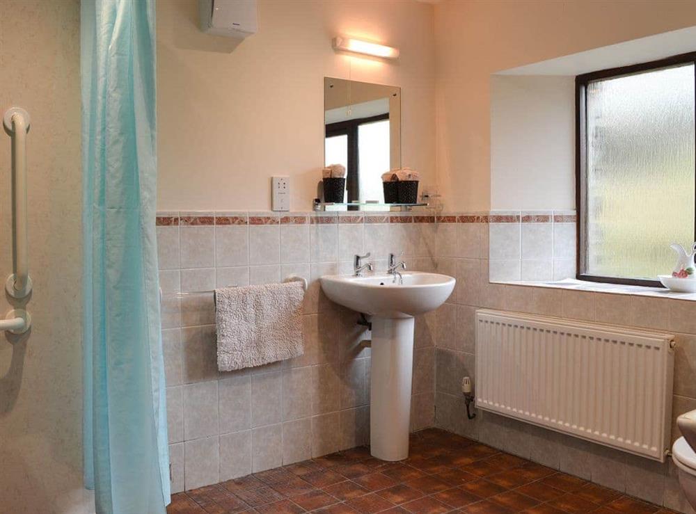 Showerroom at Tarns Cottage in Hawkshead, Cumbria