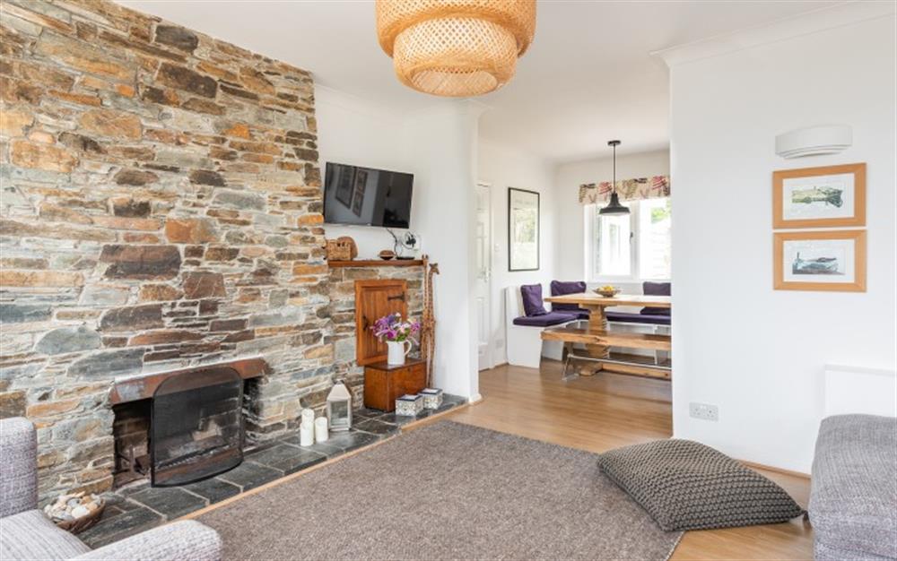 Enjoy the living room at Tarquin in Bigbury-On-Sea