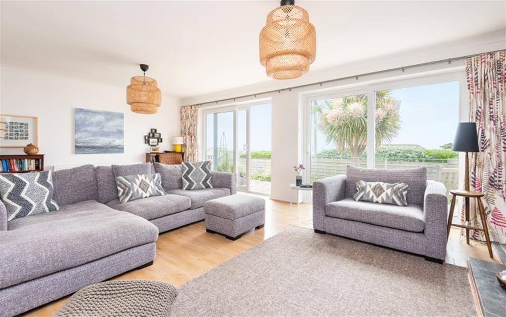 The living room at Tarquin in Bigbury-On-Sea