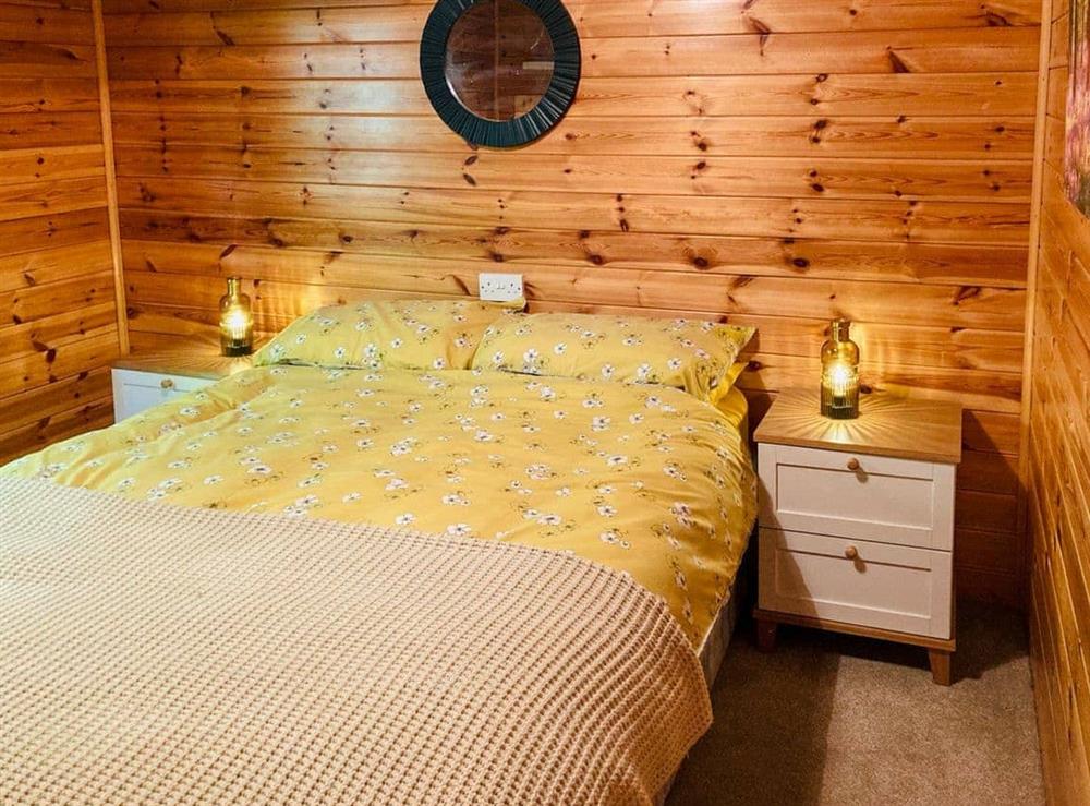 Double bedroom (photo 2) at Tarrel Lodge in Portmahomack, Ross-Shire