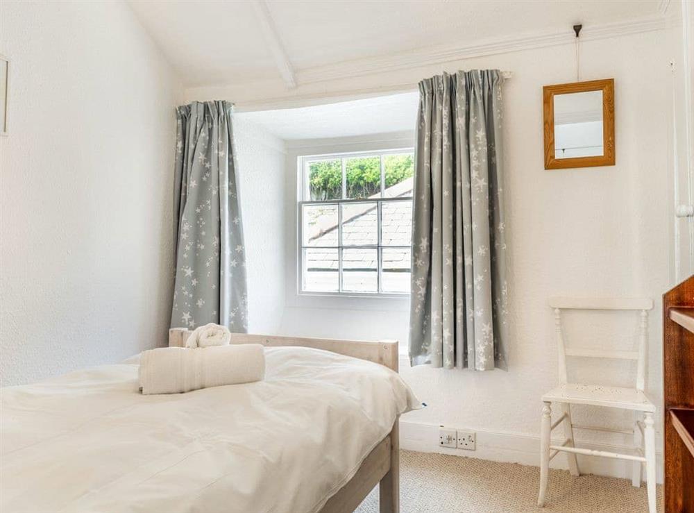 Single bedroom (photo 2) at Tavern House in St Mawes, Cornwall