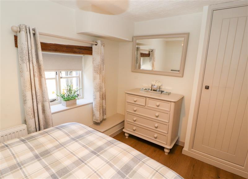 One of the 2 bedrooms at Tawny Owl, Kirkby Lonsdale