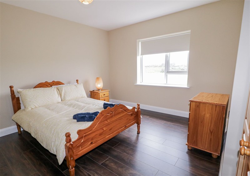 One of the bedrooms (photo 2) at Teac Caoimhe, Falcarragh