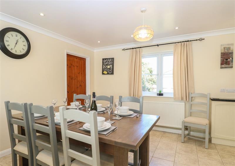The dining area at Teasel Cottage, Stalham