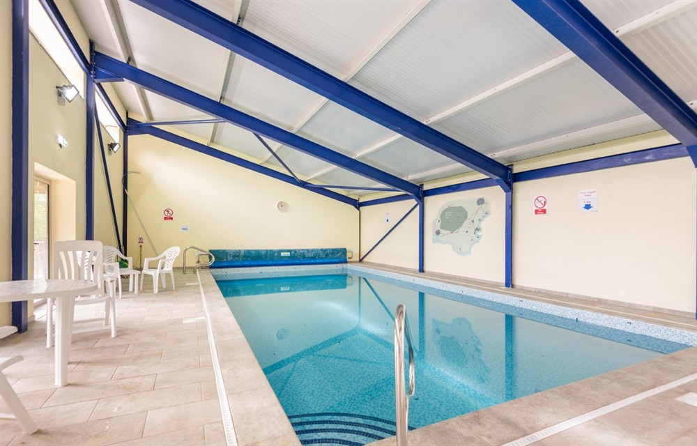 The swimming pool at Teign Cottage in Broadhempston