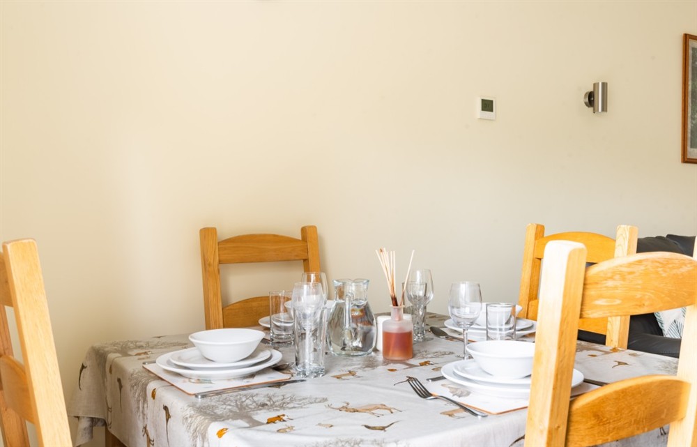 This is the dining room at Teign Cottage in Broadhempston
