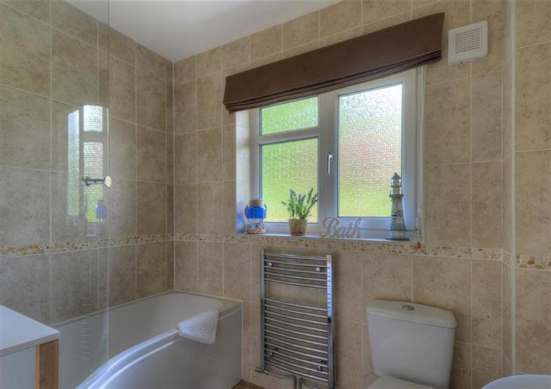 Bathroom at Templewood, Charmouth