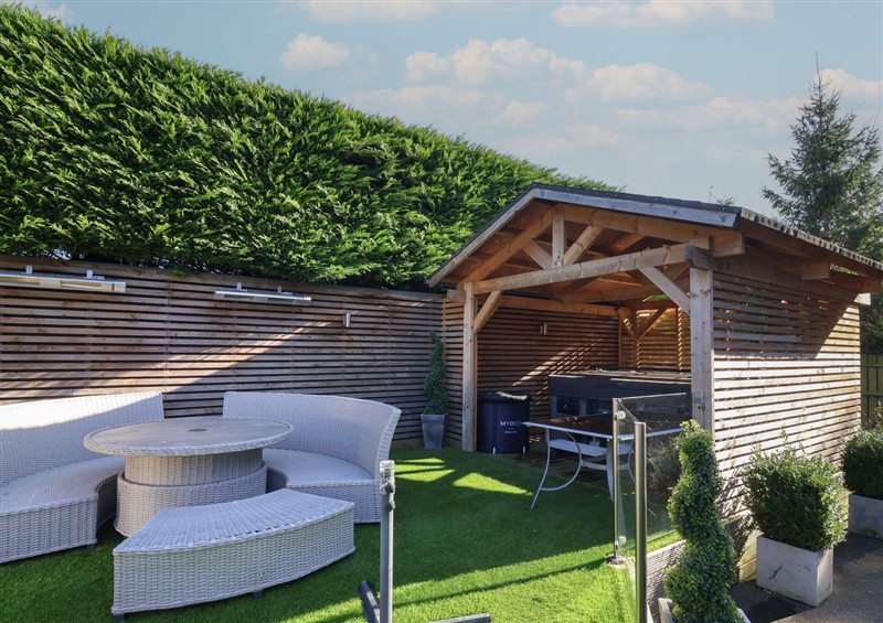 Enjoy the garden (photo 2) at Ten Gables, Driffield