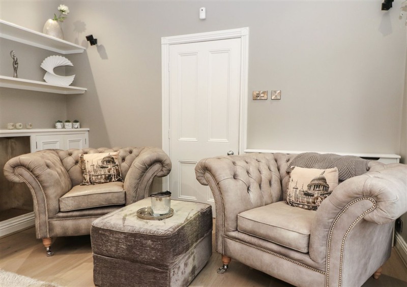 Inside at Ten Gables, Driffield