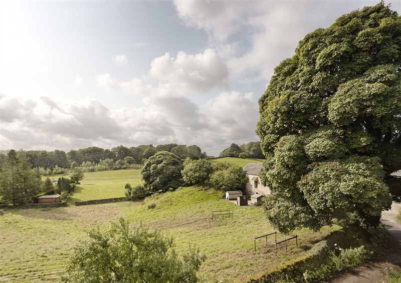 Enjoy the garden (photo 2) at Tethers End, Lindeth near Bowness-On-Windermere