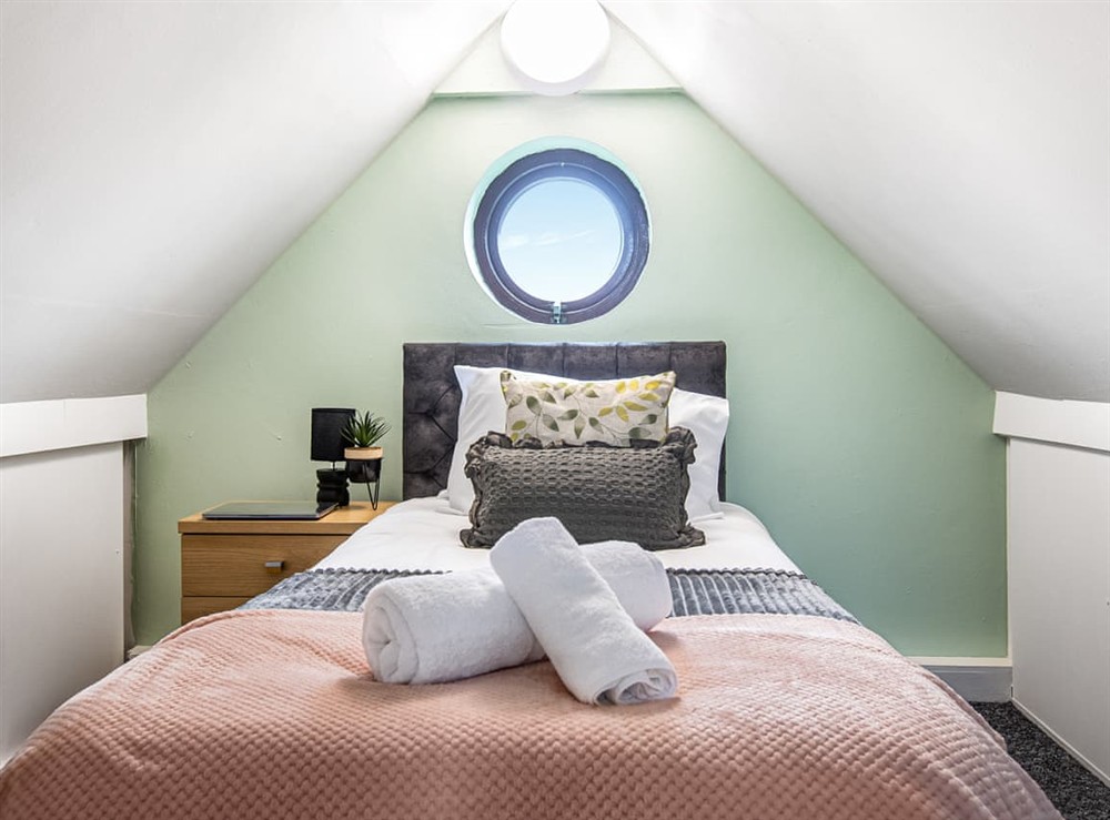 Single bedroom