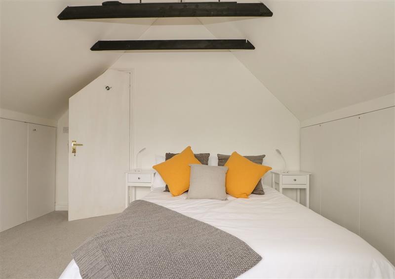 One of the 2 bedrooms at Thames Reach, Wallingford