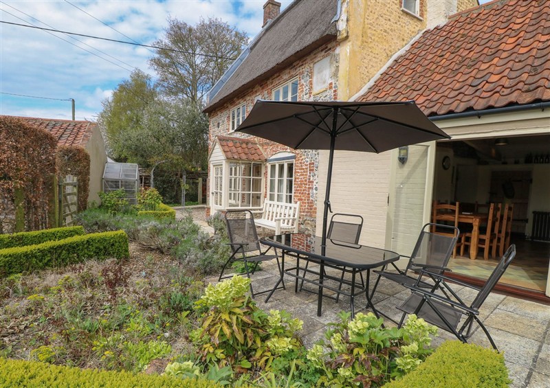 The setting of Thatch Cottage