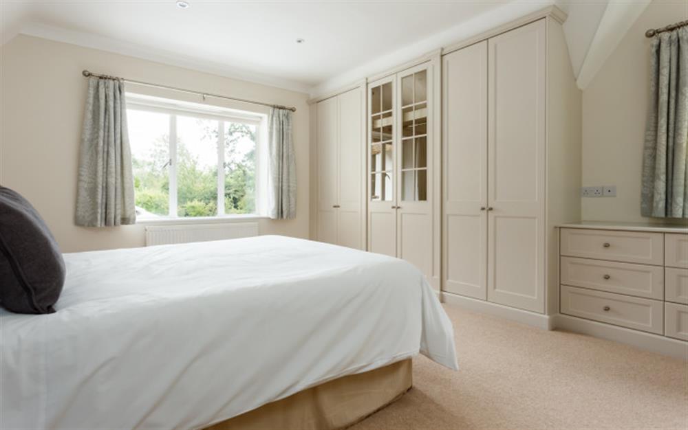 This is a bedroom (photo 2) at Thatchby Oak in Brockenhurst