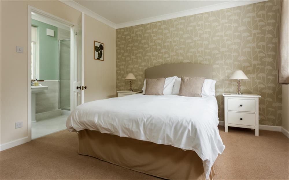 This is a bedroom (photo 3) at Thatchby Oak in Brockenhurst