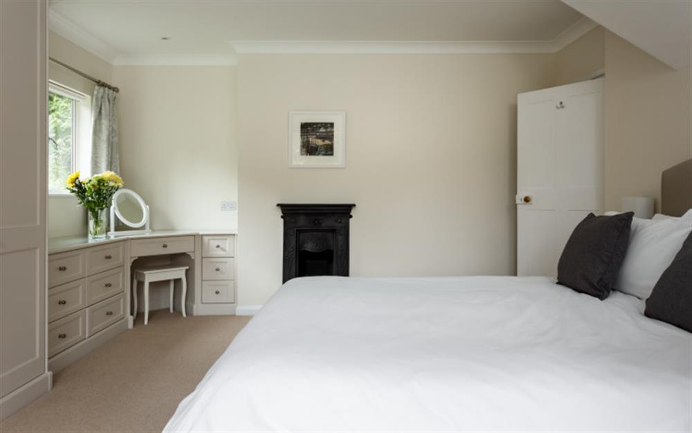 This is a bedroom at Thatchby Oak in Brockenhurst