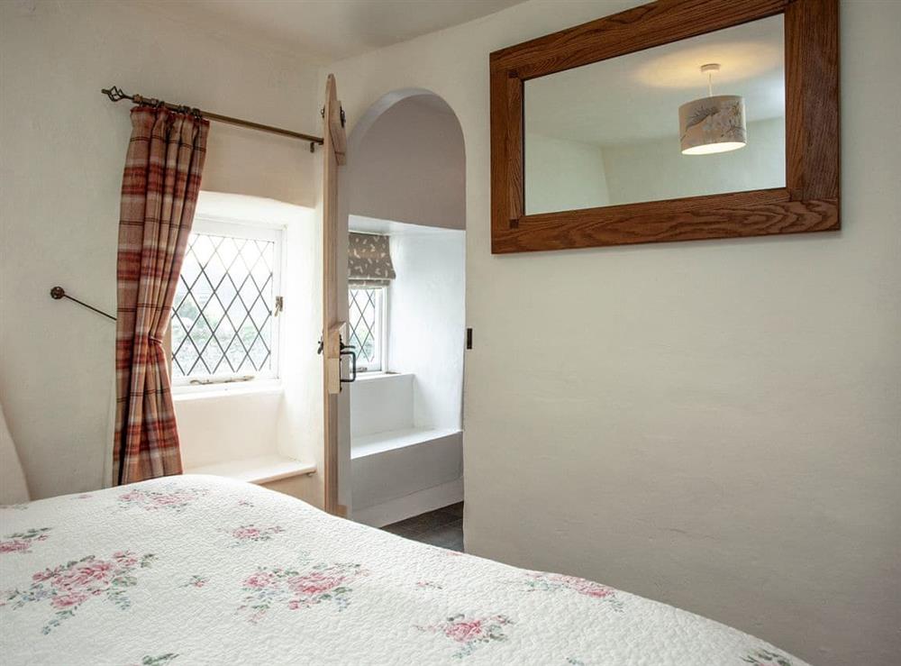 Double bedroom (photo 2) at Thatched Cottage in Kingsteignton, near Newton Abbot, Devon