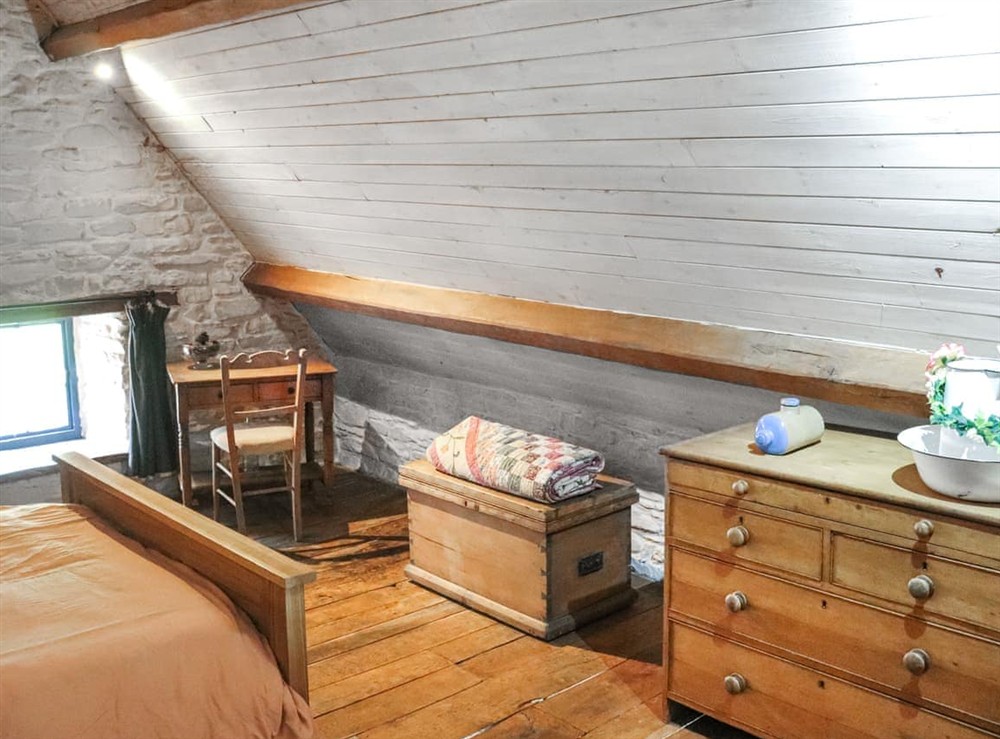 Double bedroom (photo 2) at Thatched Cottage in Llandeilo, Dyfed
