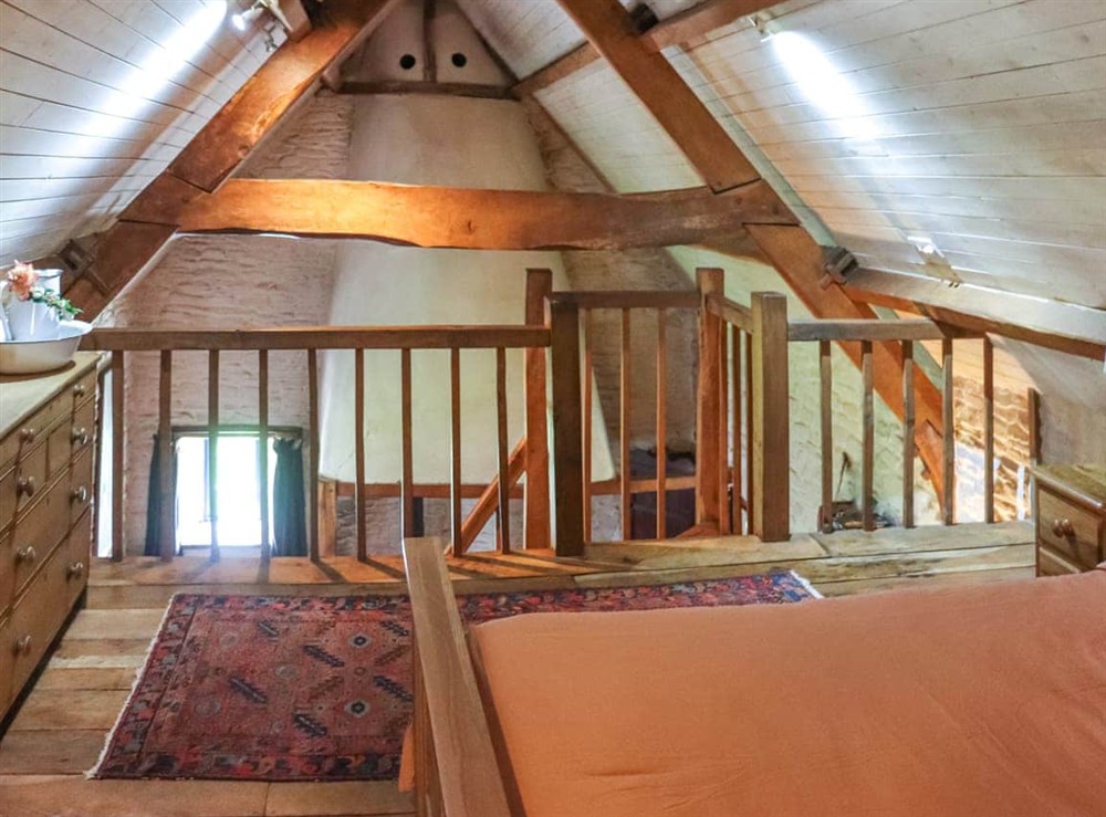 Double bedroom (photo 3) at Thatched Cottage in Llandeilo, Dyfed