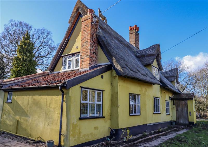 This is the setting of The Abbey Cottage at The Abbey Cottage, Windsor Green near Lavenham