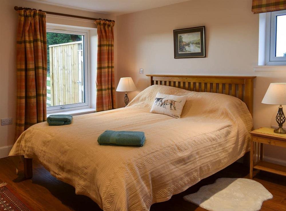 Comfortable bedroom with kingsize bed at The Annex At Fernyrig in Coldstream, Berwickshire