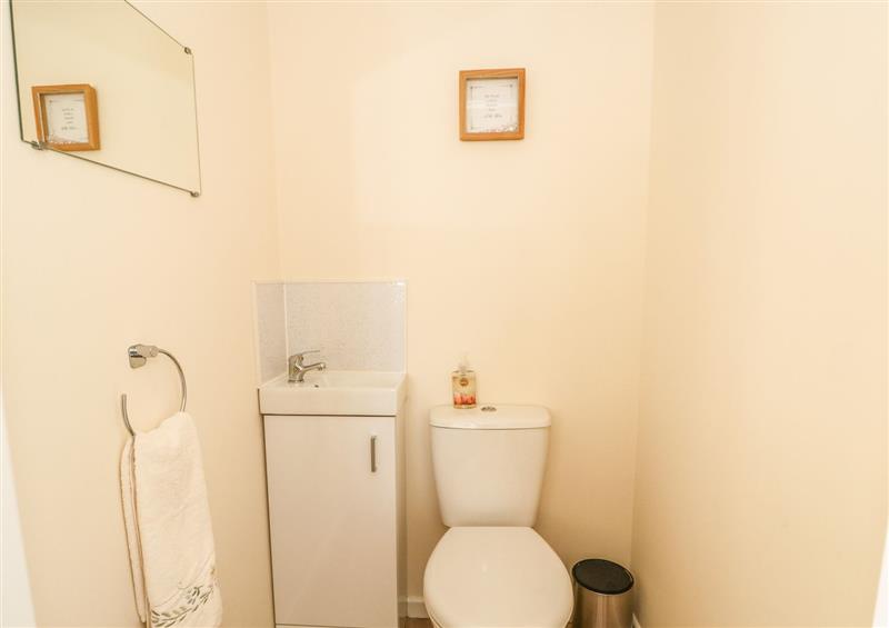 This is the bathroom (photo 2) at The Annex at The Stables, Maltby Le Marsh