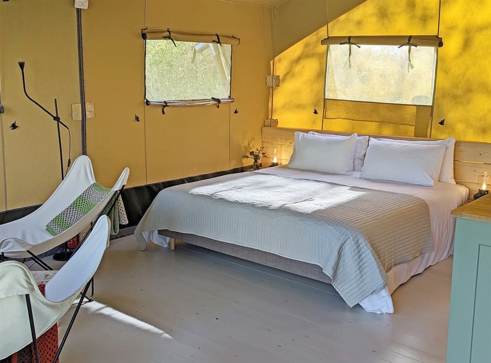 Double bedroom (photo 2) at The Apple Bobber in Halesworth, Suffolk