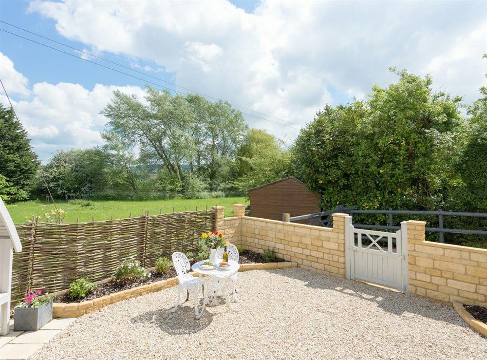 Lovely garden and grounds at The Apple Loft in Mickleton, near Chipping Campden, Gloucestershire